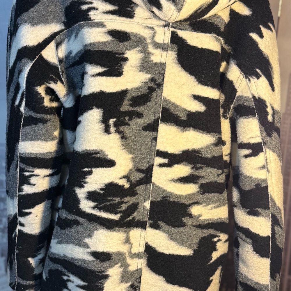 Black and Cream Winter Jacket with Plush Texture